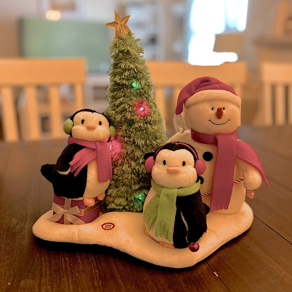 Hallmark 2006 Very Merry Trio Snowmen Plush